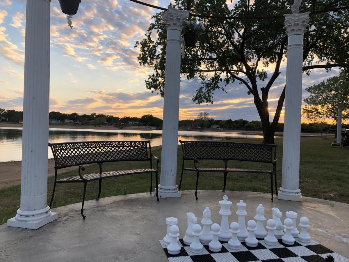 Oasis Lake Buchanan Bluffton ภายนอก รูปภาพ