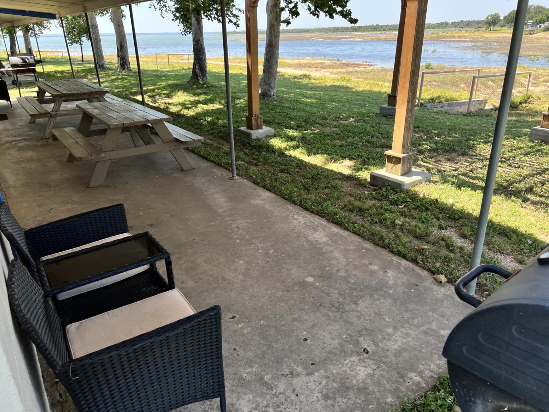 Oasis Lake Buchanan Bluffton ภายนอก รูปภาพ